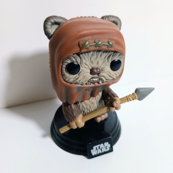 Star Wars Return of the Jedi Wicket W Warrick Funko Pop 2018 - Picture 2 of 5